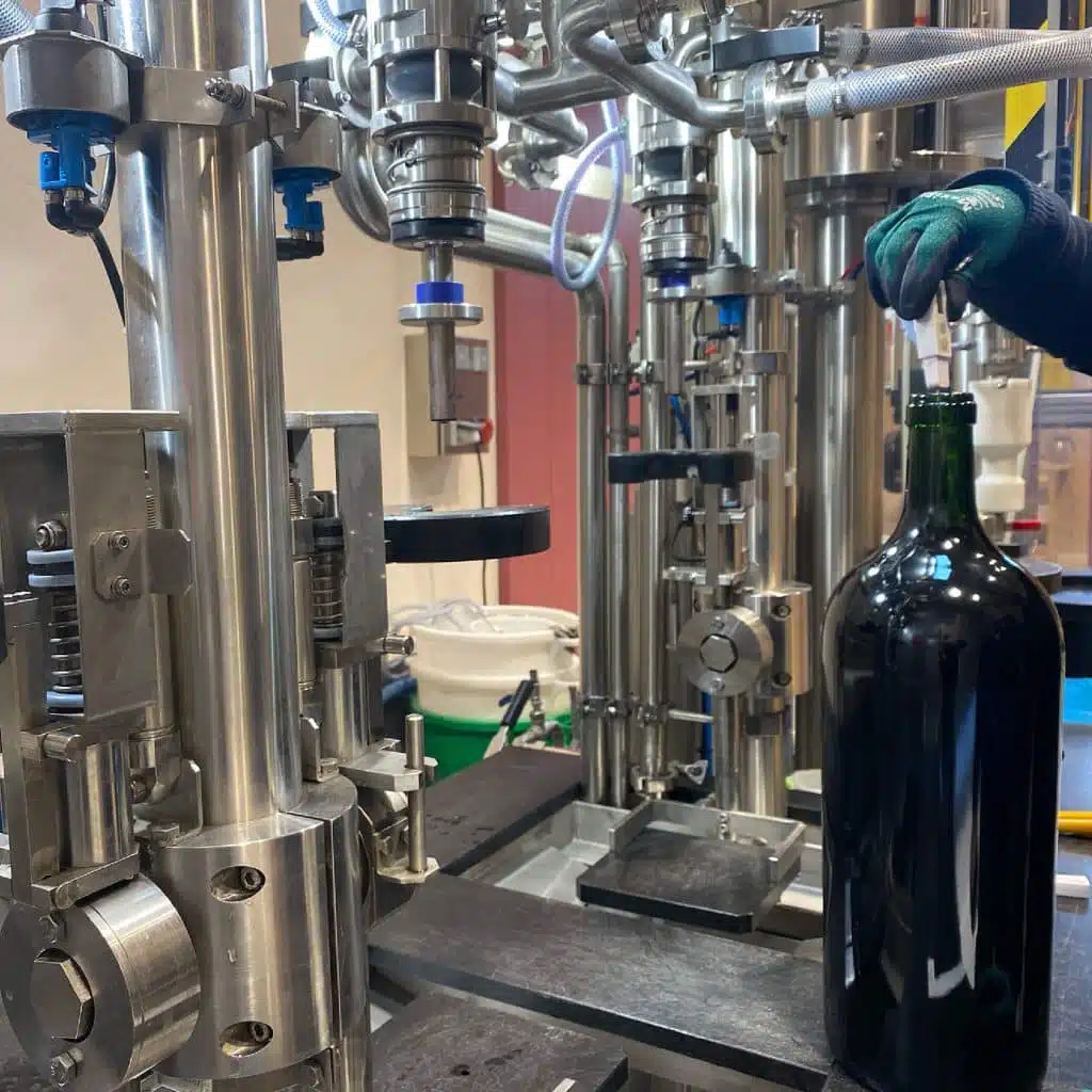 Gros volumes - Grands formats - GV2 - Thierry Bergeon Embouteillage - mise en bouteilles au château - embouteillage mobile Gironde