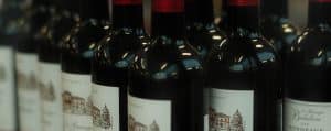 Bouteilles de vins - Habillage reprise - THIERRY BERGEON EMBOUTEILLAGE - mise en bouteilles au château - embouteillage mobile Gironde